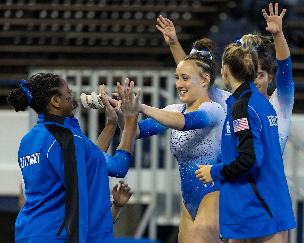 Raena Worley.

2021-22 Blue-White Meet.

Photo by Grant Lee | UK Athletics