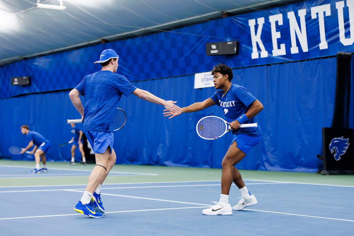 Kentucky Battles Past No. 15 Duke
