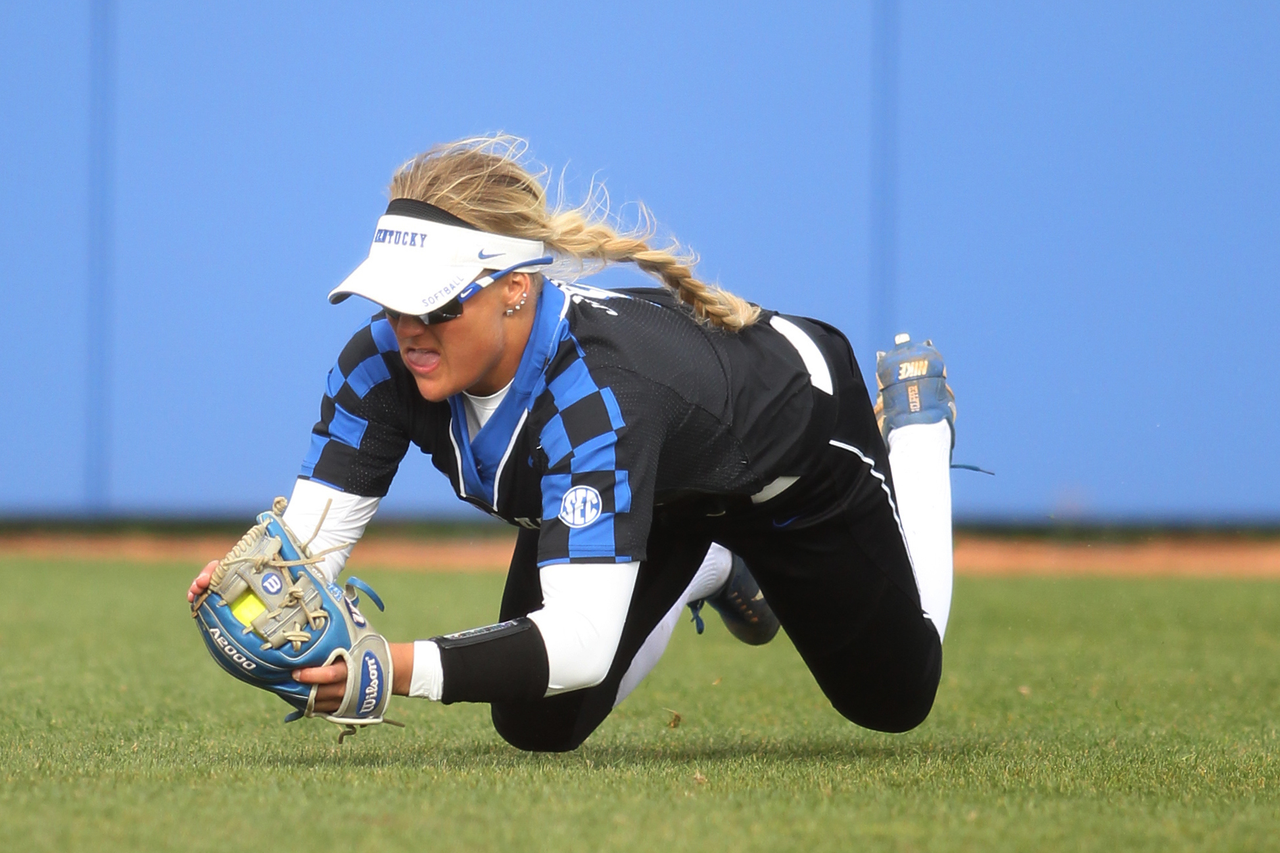 Lauren Johnson.

The University of Kentucky softball team beat Alabama 11-6 on Saturday, March 31st, 2018, at John Cropp Stadium in Lexington, Ky.

Photo by Quinn Foster I UK Athletics