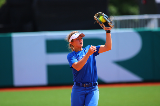 The University of Kentucky softball team practicing for the NCAA Super Regional on Wednesday, May 23rd, 2018 at the Jane Sanders Stadium in Eugene, OR.

Photos by Noah J. Richter I UKAthletics