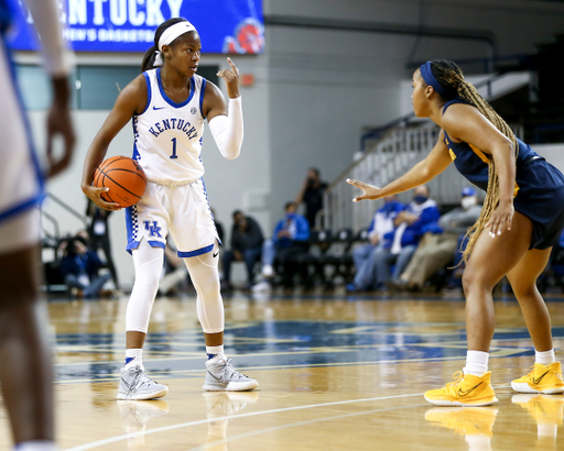 Robyn Benton.

Kentucky beats WVU 83-60.

Photo by Grace Bradley | UK Athletics