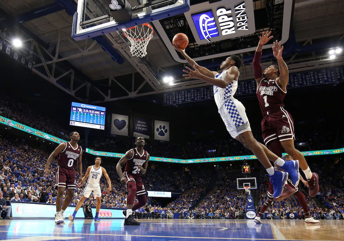 Shai Gilgeous-Alexander

The University of Kentucky men's basketball team defeats Mississippi State 78-65 on Tuesday, January 23, 2017, in Lexington's Rupp Arena.


Photo By Barry Westerman | UK Athletics