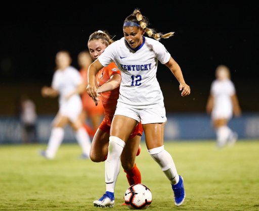 GRETCHEN MILLS.

WSOC vs BGSU.

Photo by Elliott Hess | UK Athletics