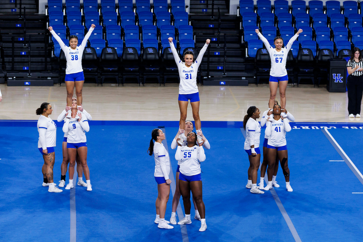 Kentucky STUNT Tops St. Edward’s, Texas A&M-Kingsville on Saturday