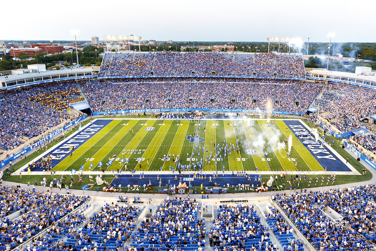 Kroger Field.Kentucky beat Mizzou 35-28.Photo by Eddie Justice | UK Athletics