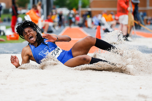 Marie-Josée Ebwea-Bile Excel.

Tennessee Relays 

Photo by Isaac Janssen | UK Athletics