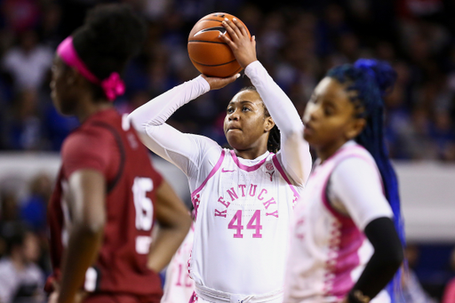 Nae Nae Cole.

Kentucky falls to South Carolina 67-58.

Photo by Grace Bradley | UK Athletics