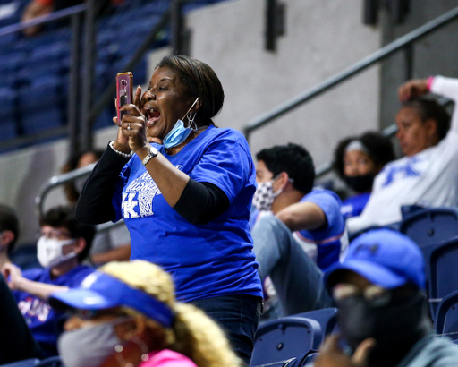 Fan. 

Kentucky beats Florida 88-80.

Photo by Eddie Justice | UK Athletics