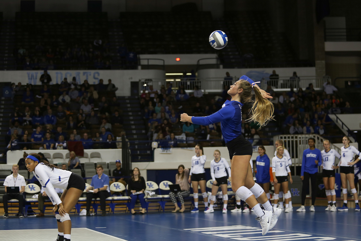 Gabby Curry.

UK Volleyball sweeps Mississippi State 3-0 on Friday, November 9th, 2018 at Memorial Coliseum in Lexington, Ky.

Photo by Hannah Phillips