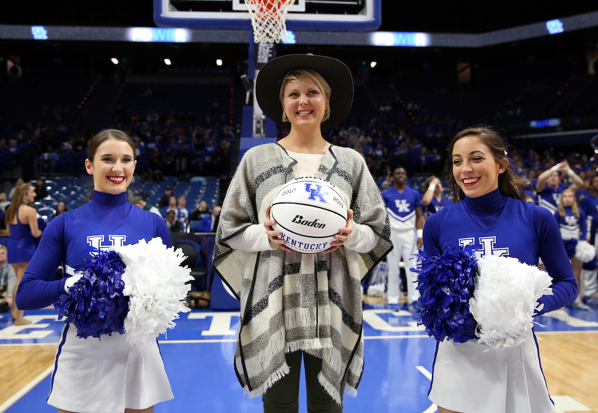 Power of Women

Women's Basketball beats Virginia 63-51 at Rupp Arena on Thursday, November 15, 2018.

Photo by Britney Howard  | UK Athletics