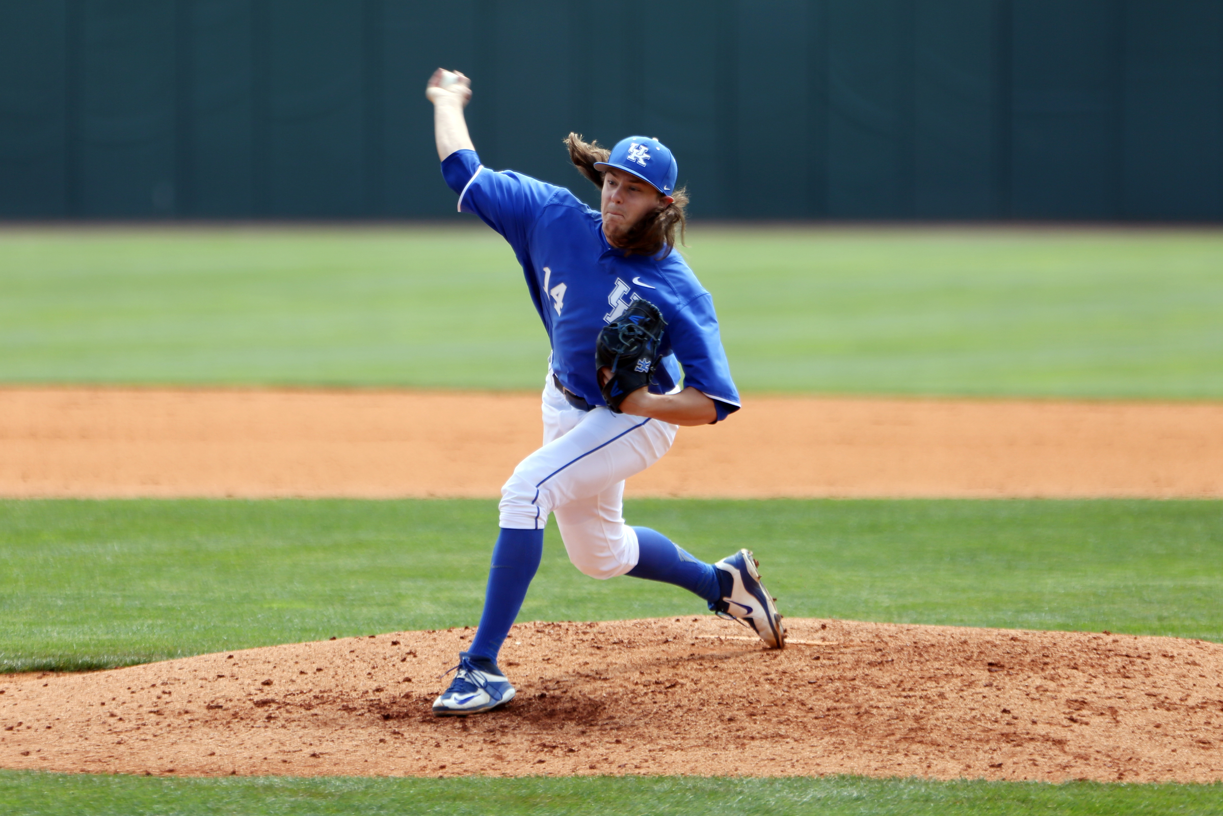 Kentucky-Arkansas Game 2 Photo Gallery