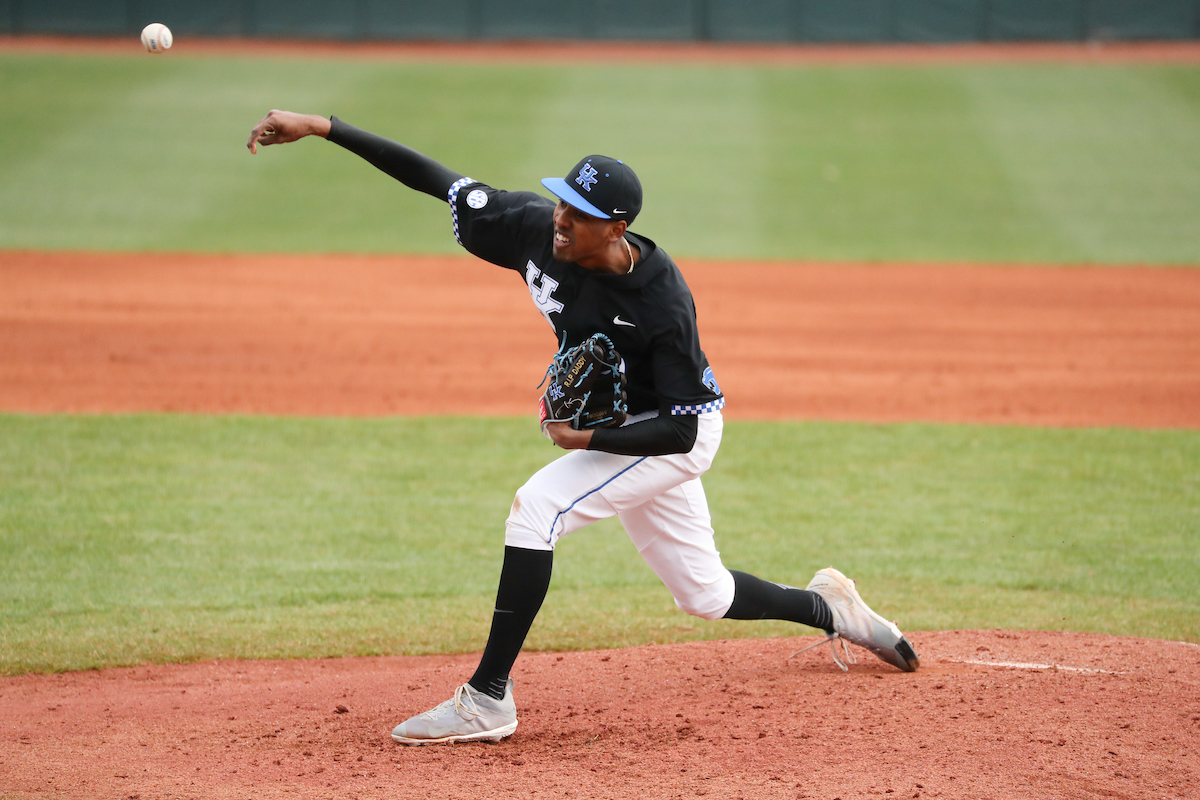 JUSTIN LEWIS.

The University of Kentucky baseball team beats Oakland 15-6 on Sunday, February 25, 2018 at Cliff Hagen Stadium in Lexington, Ky.

Photo by Elliott Hess | UK Athletics