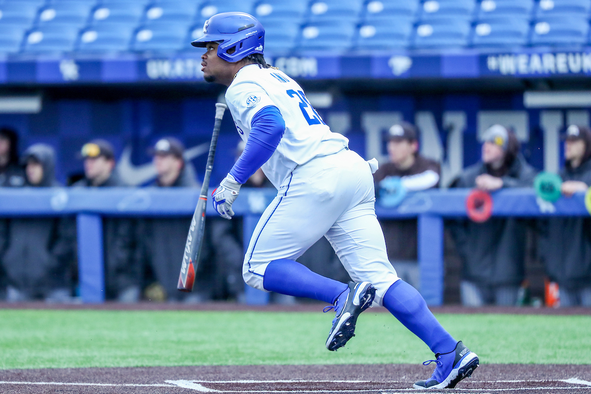 Oraj Anu.

Kentucky defeats Western Michigan 14-3.

Photo by Sarah Caputi | UK Athletics