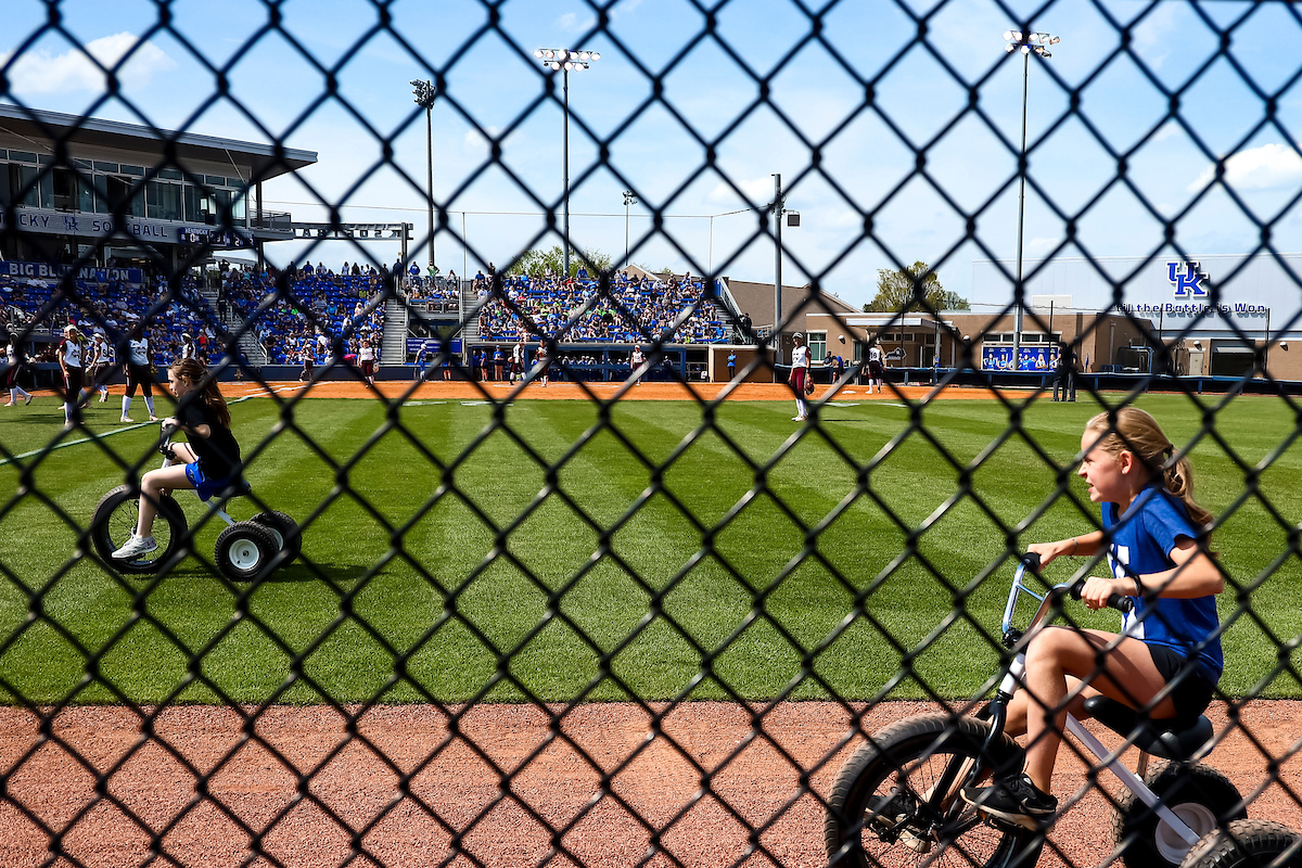 Kids.

Kentucky loses to Mississippi St.

Photo by Eddie Justice | UK Athletics