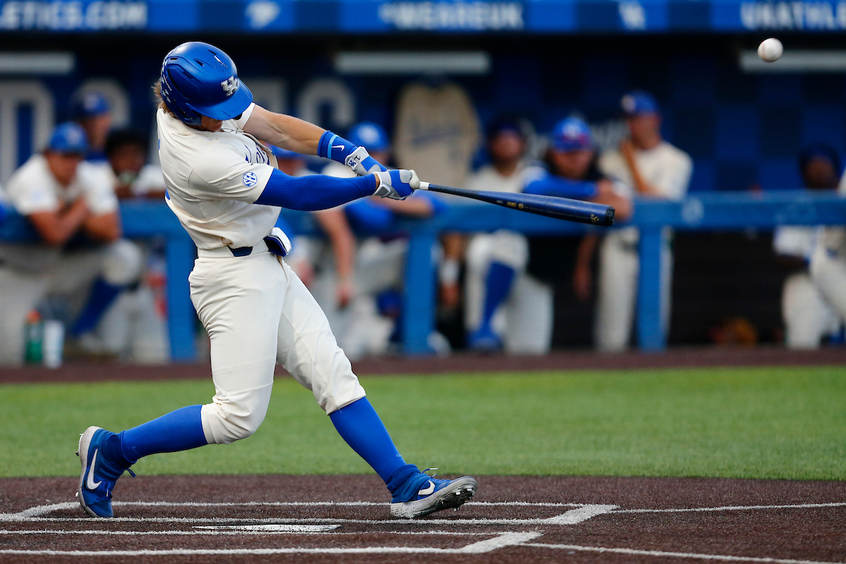 Kentucky Baseball Seeks Right Chord in Music City