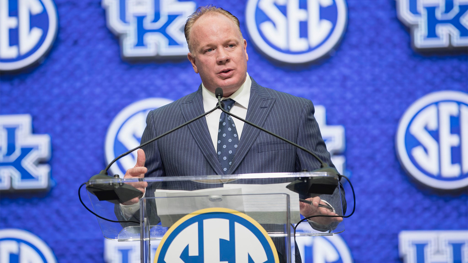 Stoops Optimistic as Spring Practice Begins