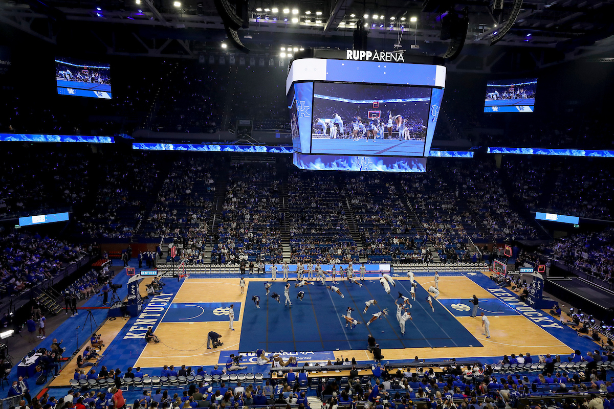 Cheerleaders.

Big Blue Madness.

Photos by Chet White | UK Athletics