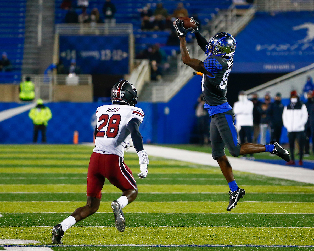 Kentucky beats South Carolina, 41-18. 

Photo By Barry Westerman | UK Athletics