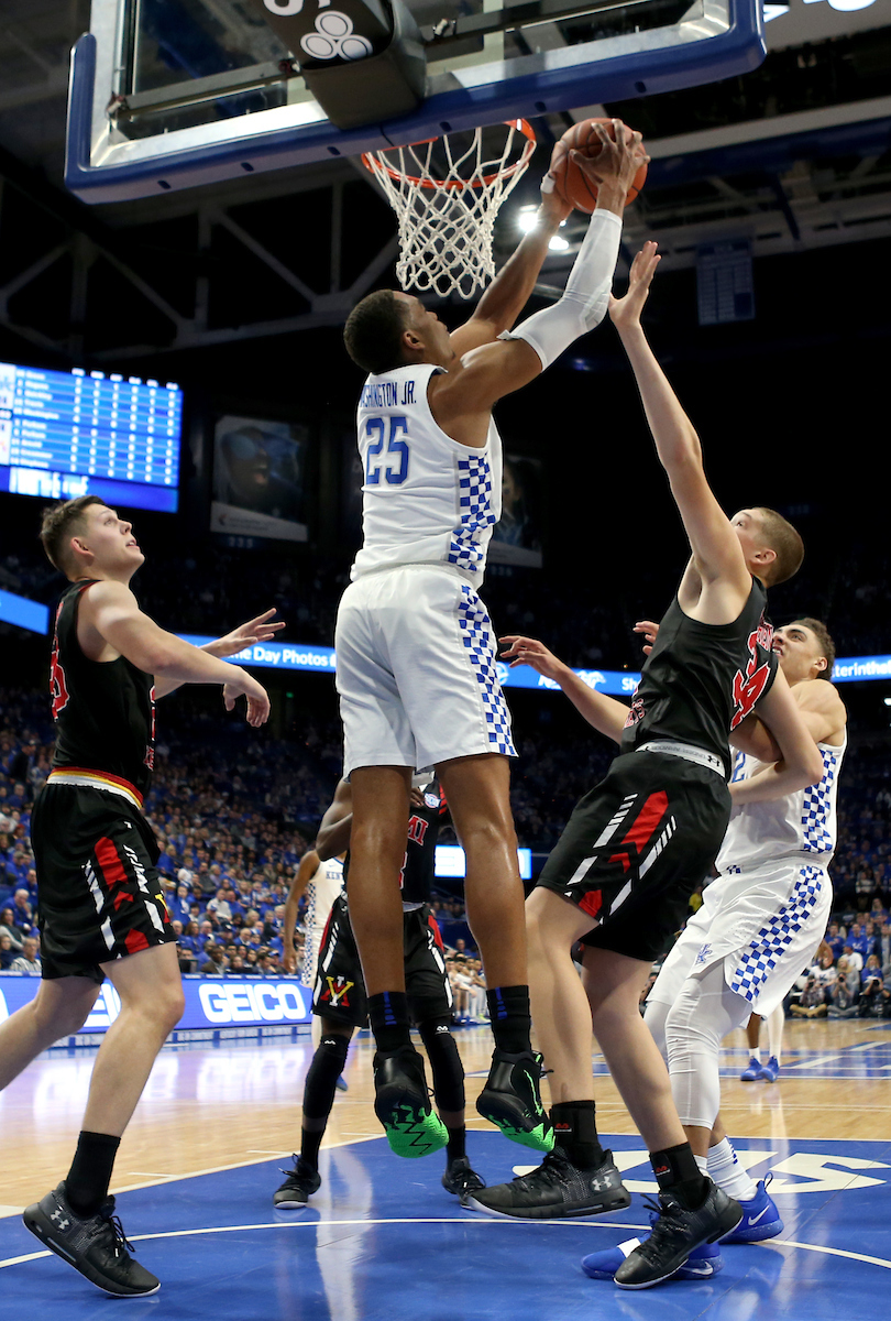 PJ Washington

UK beats VMI 92-82 at Rupp Arena.


Photo By Barry Westerman | UK Athletics