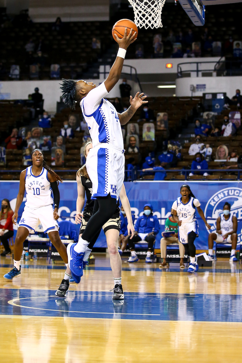 Dreuna Edwards. 

Kentucky beats Worfford 98-37.

Photo by Eddie Justice | UK Athletics