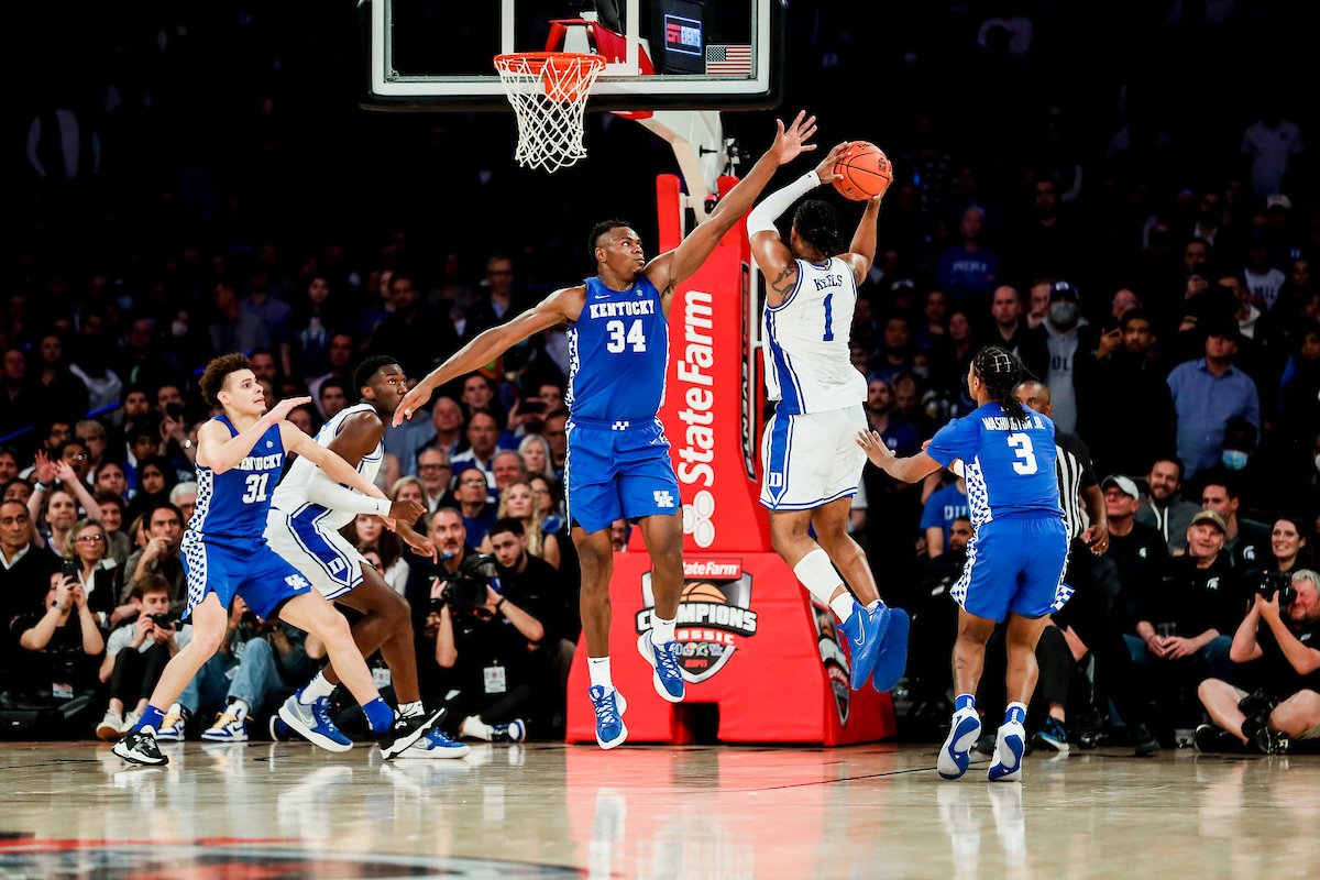 Oscar Tshiebwe. Kellan Grady. Sahvir Wheeler.

Kentucky loses to Duke 79-71 in the Champions Classic at Madison Square Garden in New York on Nov. 9, 2021.

Photos by Chet White | UK Athletics
