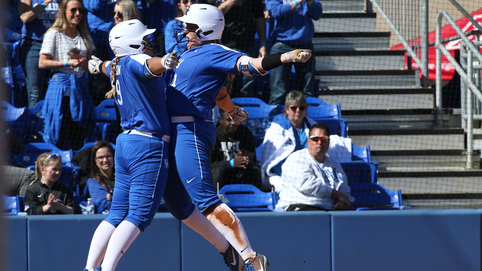 Abbey Cheek Homers Twice in 16-2 Win over No. 13 Arkansas