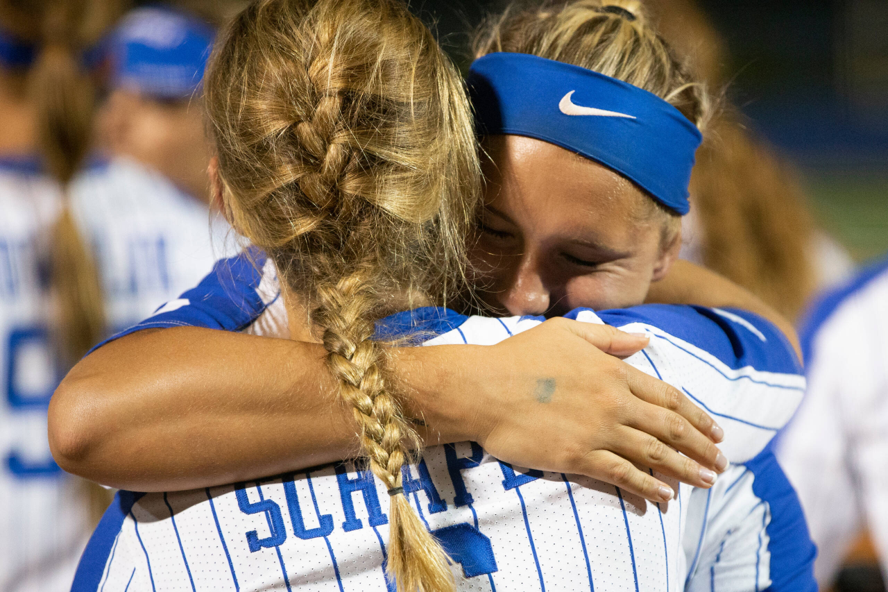 Jenny Schaper. Autumn Humes.

Kentucky beat Auburn 7-0.