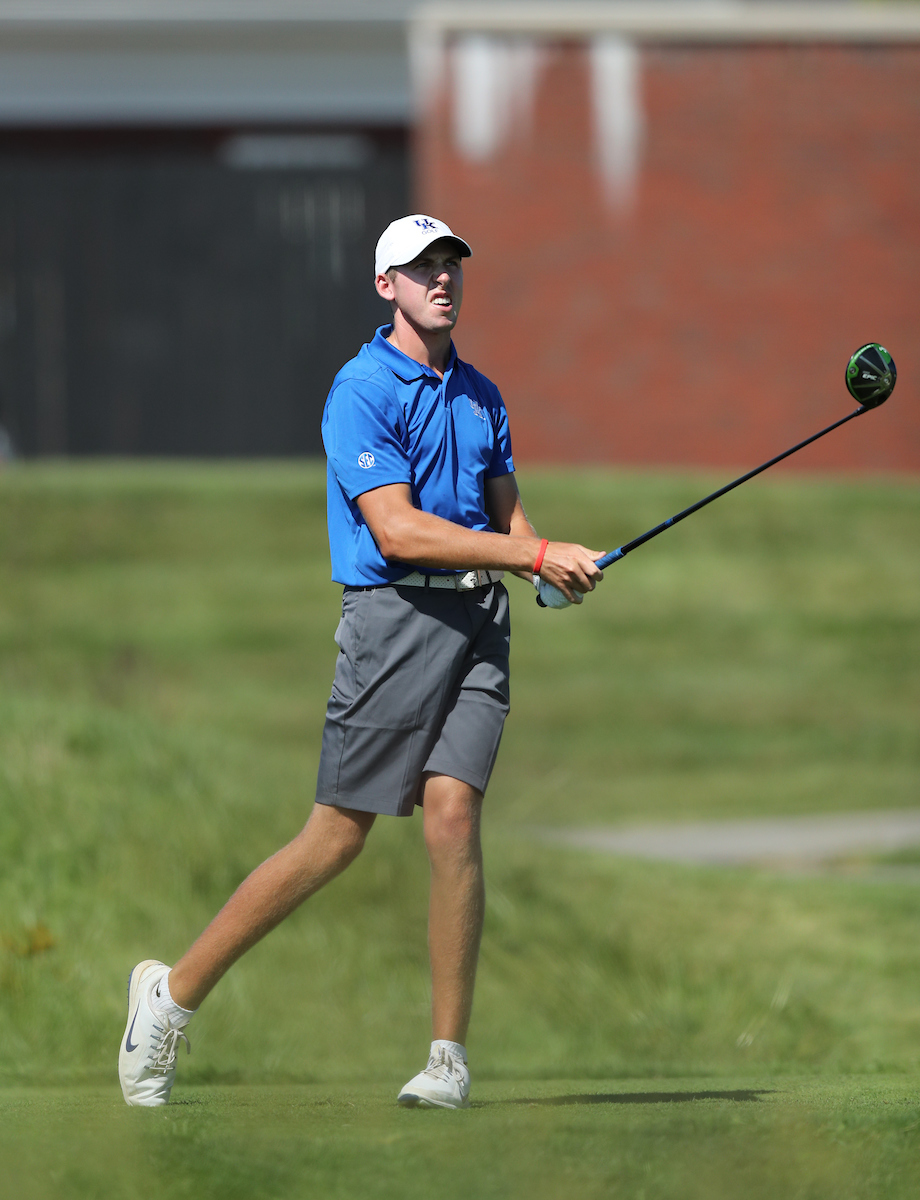 JACOB COOK.

Day one of the Louisville Cardinal Challenge.


Photo by Elliott Hess | UK Athletics