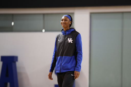 TATYANA WYATT

The Women's Basketball team hosts the 2018 Meet The Wildcats event on Monday, October 22nd, 2018 at Memorial Coliseum.

Photos by Noah J. Richter | UK Athletics