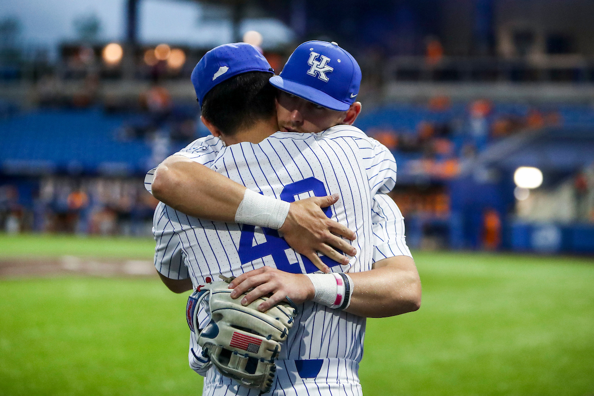 Tanner Kim. Chase Estep.

Kentucky beats Tennessee 5-2.

Photo by Sarah Caputi | UK Athletics