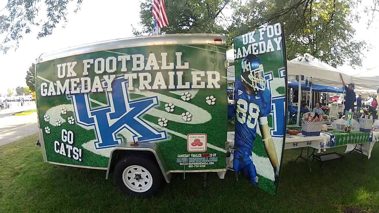 UK vs USC TAILGATING SIGHTS AND SOUNDS