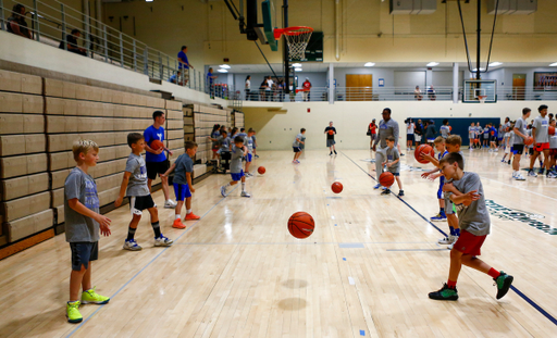 Kentucky men's basketball camp at South Oldham High School in Crestwood, Kentucky.

Photo By Barry Westerman | UK Athletics