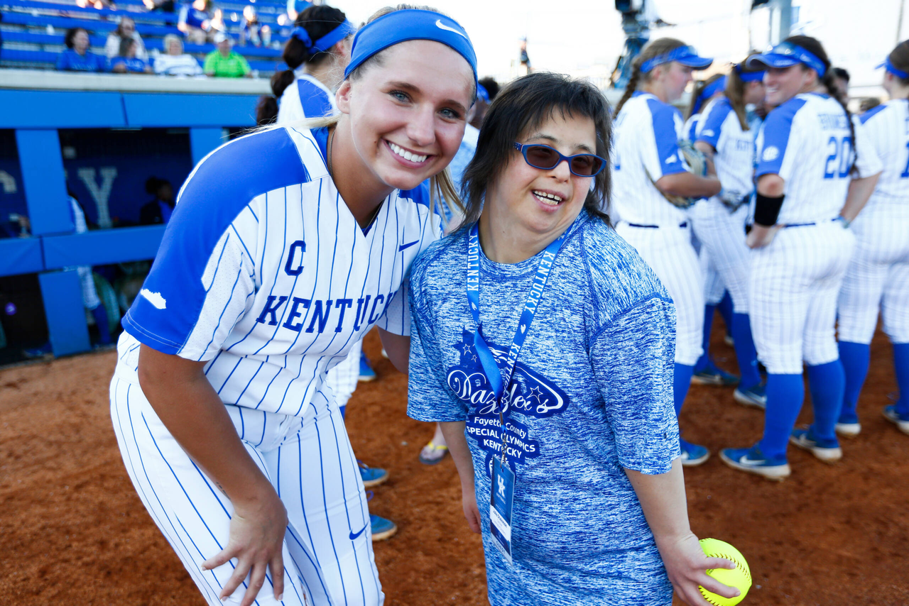Autumn Humes.

Kentucky beat Auburn 7-0.