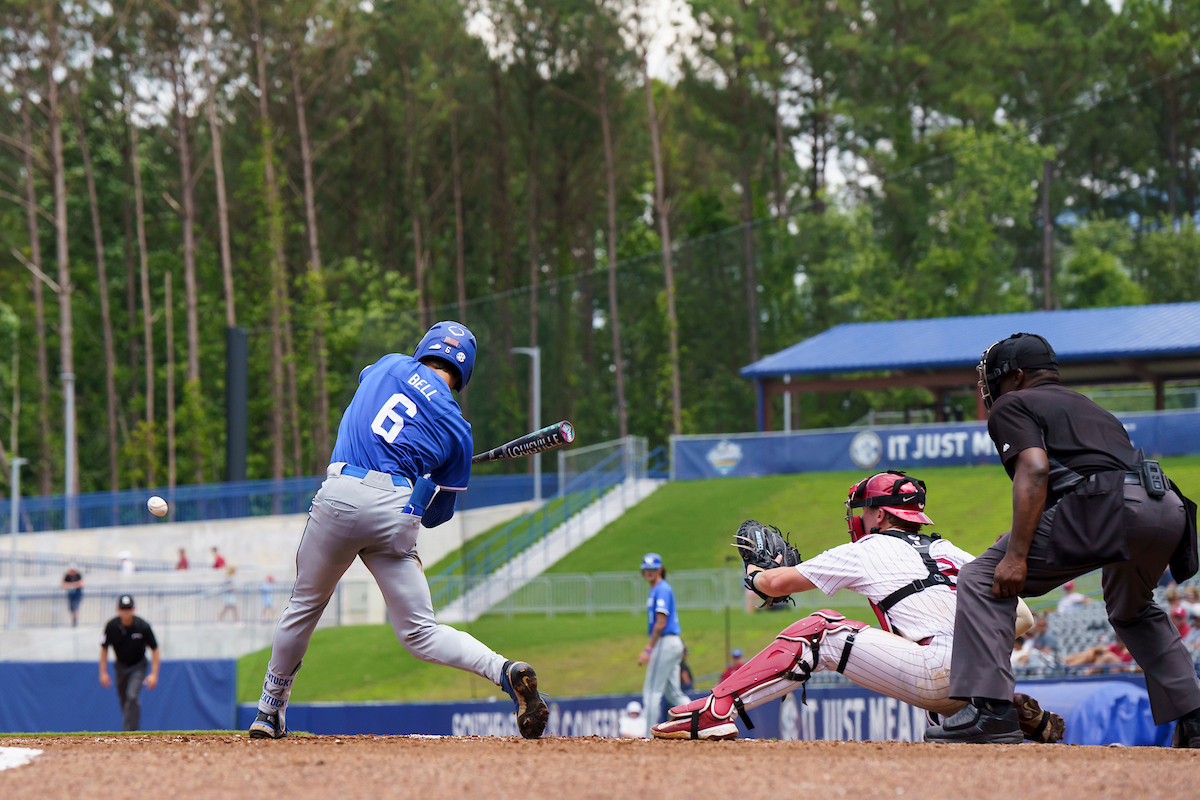 Kentucky Signs Top 10 Transfer, Top 25 High School Classes