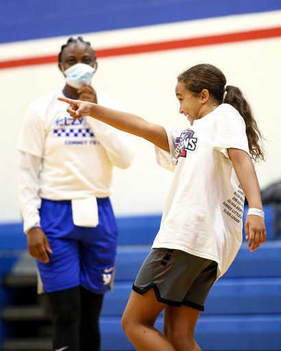 Fan.

Elzy Era give back clinic at Sacred Heart in Louisville Kentucky.

Photo by Eddie Justice | UK Athletics