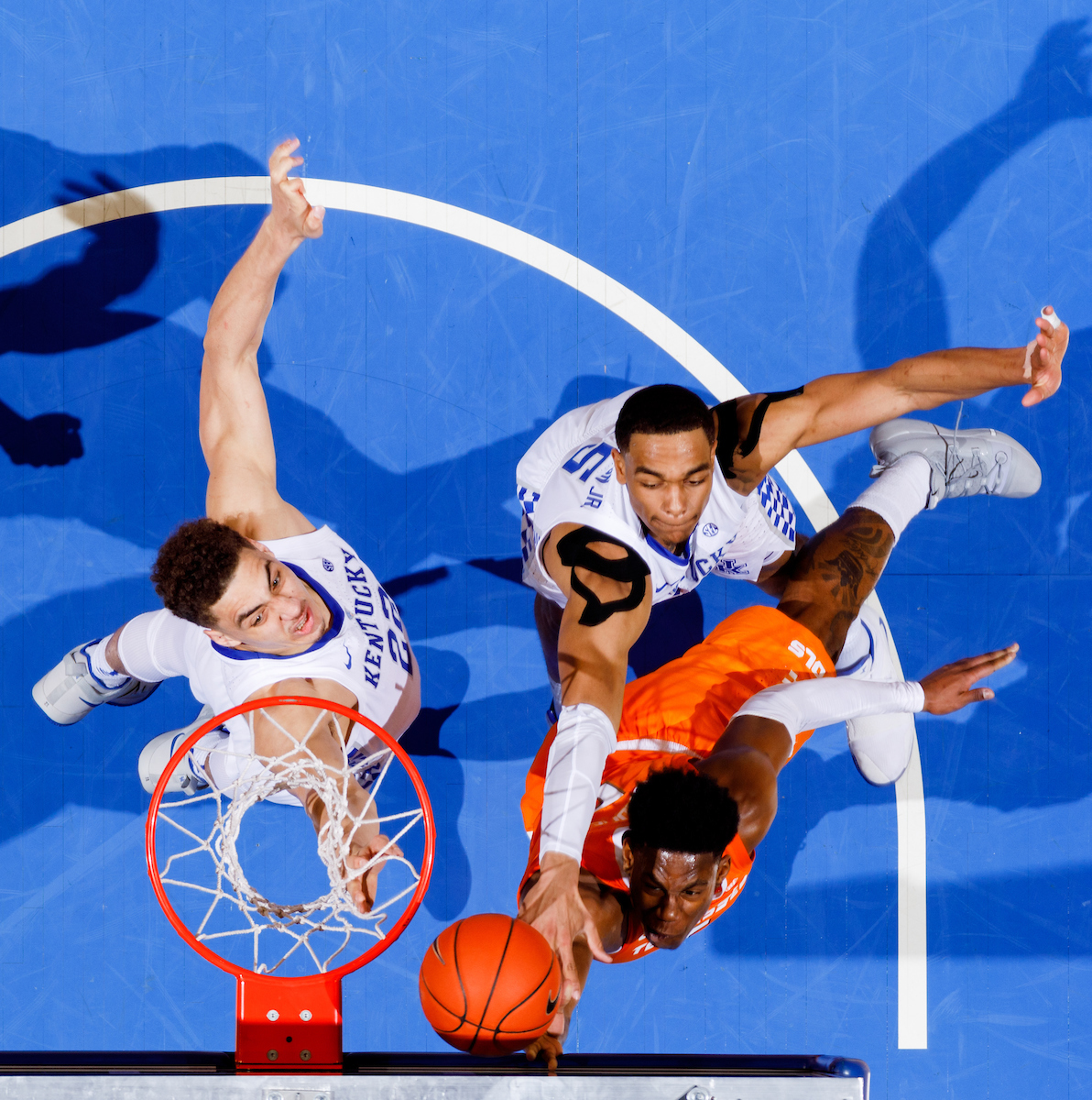 PJ Washington. Reid Travis.


Kentucky beat Tennessee 86-69.

Photo by Elliott Hess | UK Athletics