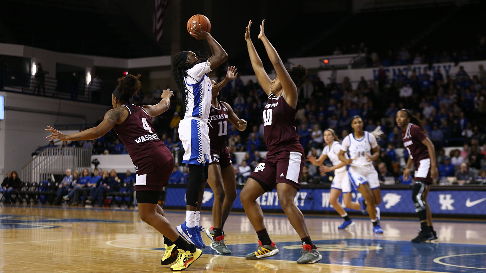 Howard, Haines Lead No. 11 Kentucky Past No. 12 Texas A&M