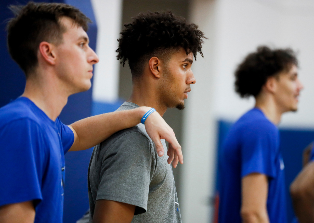 Brennan Canada. Dontaie Allen.

Summer practice.

Photo by Chet White | UK Athletics