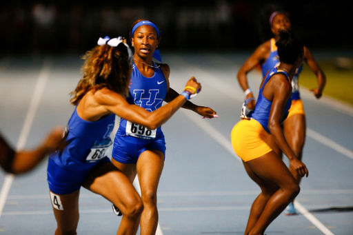 Chloe Abbott. Faith Ross.

NCAA East Track and Field Preliminaries 


Photo by Isaac Janssen | UK Athletics