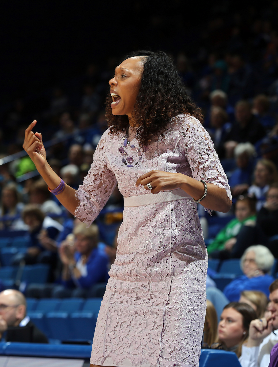 Kyra Elzy

The University of Kentucky women's basketball team falls to South Carolina on Sunday, January 21, 2018 at Rupp Arena. 

Photo by Britney Howard | UK Athletics