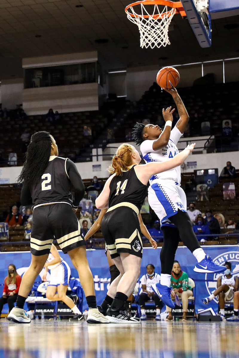 Dreuna Edwards. 

Kentucky beats Worfford 98-37.

Photo by Eddie Justice | UK Athletics