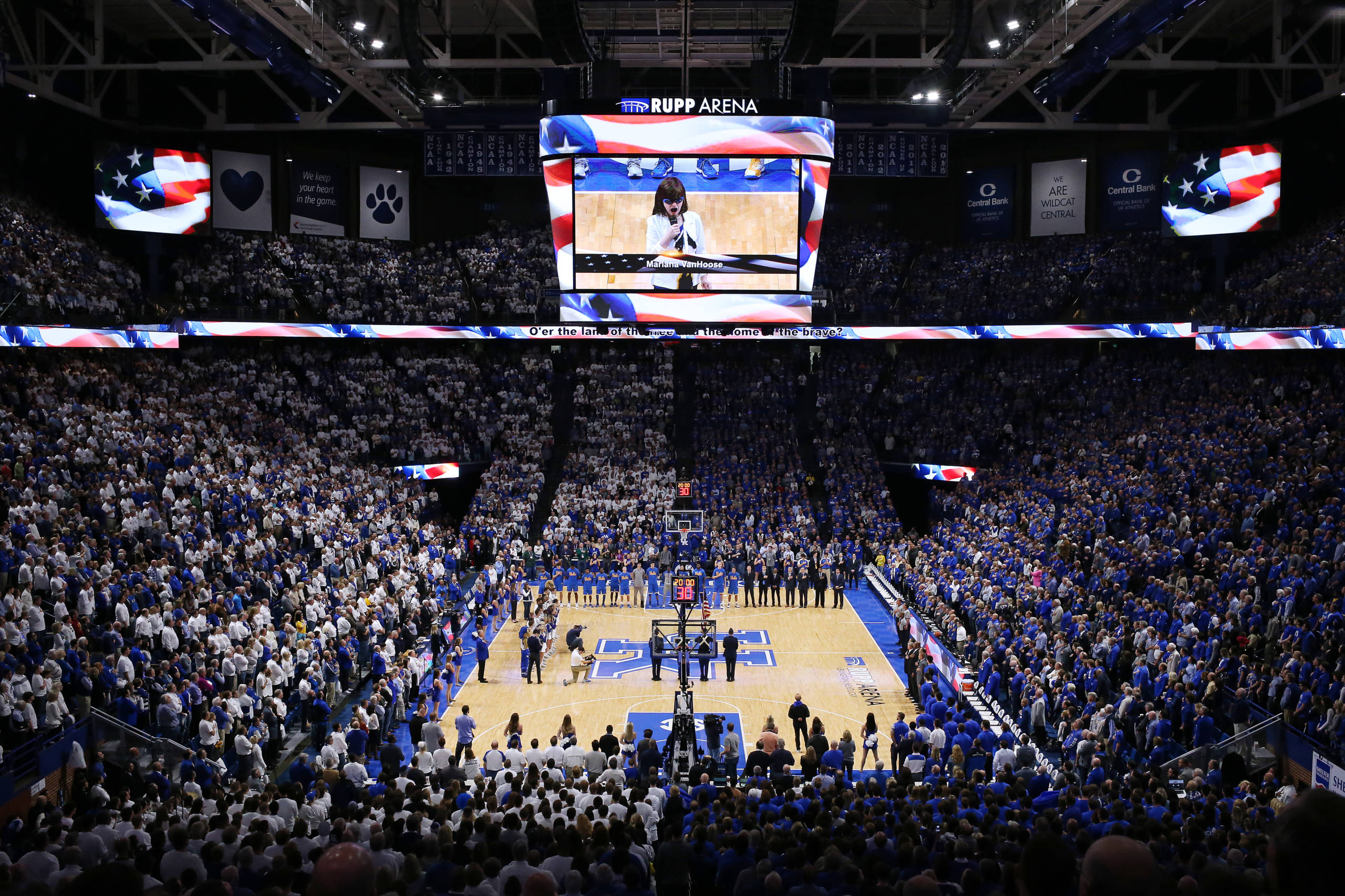 Men’s Basketball Season Ticket Renewals Available