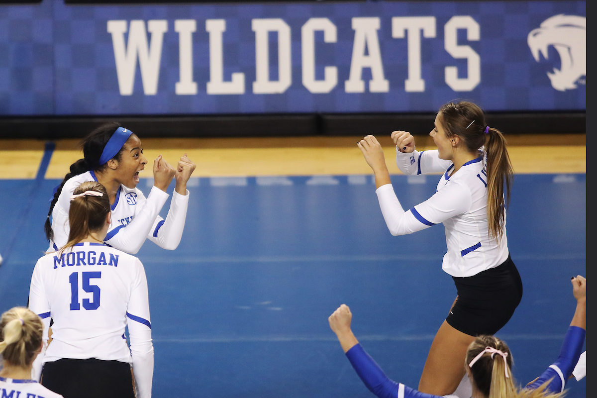 Caitlyn Cooper.

UK Volleyball sweeps Mississippi State 3-0 on Friday, November 9th, 2018 at Memorial Coliseum in Lexington, Ky.

Photo by Quinn Foster