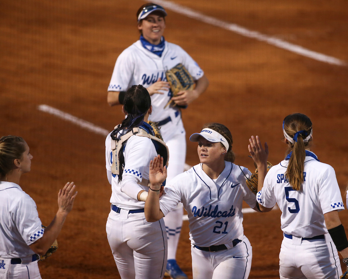 Team.

Kentucky loses to Georgia, 5-2.

Photo by Grace Bradley | UK Athletics