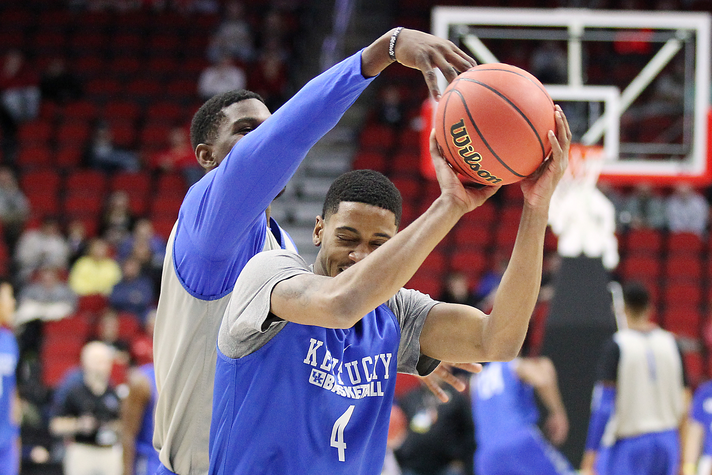 Kentucky Wednesday Practice Photo Gallery