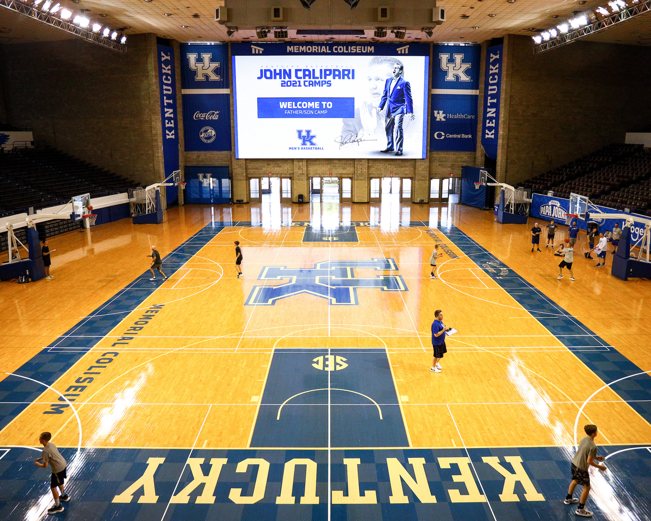 The 2021 John Calipari Father-Son Camp. 

Photo by Eddie Justice | UK Athletics