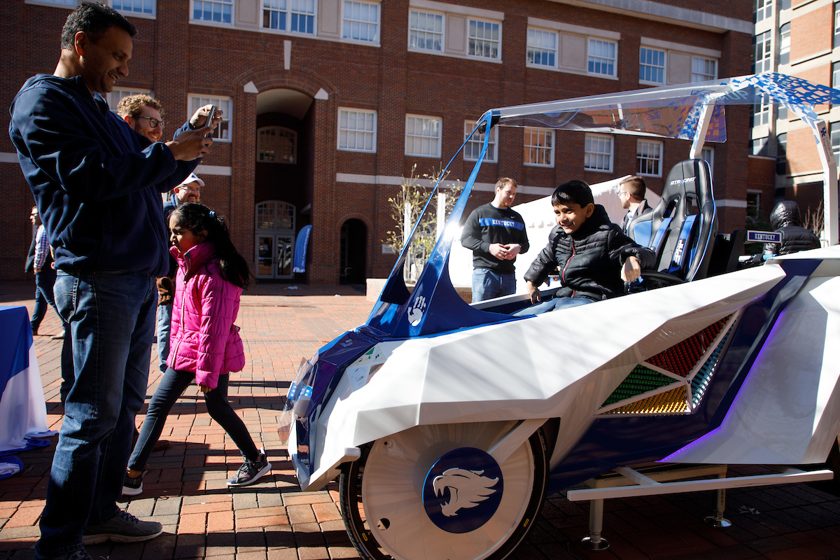 Luke Fortner. Engineers Day 2020.

Photo by Elliott Hess | UK Athletics