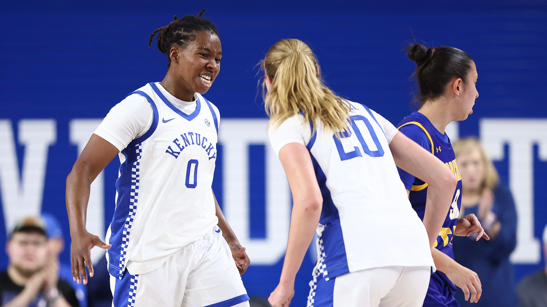 No. 24/20 Kentucky Holds Off Morehead State