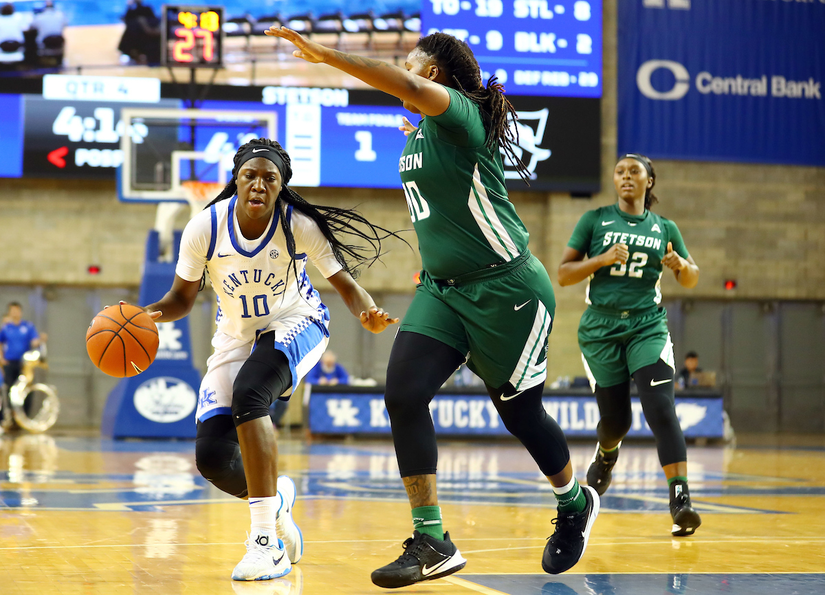 Rhyne Howard

Kentucky beats Stetson 67-48. 

Photo by Britney Howard | Staff
