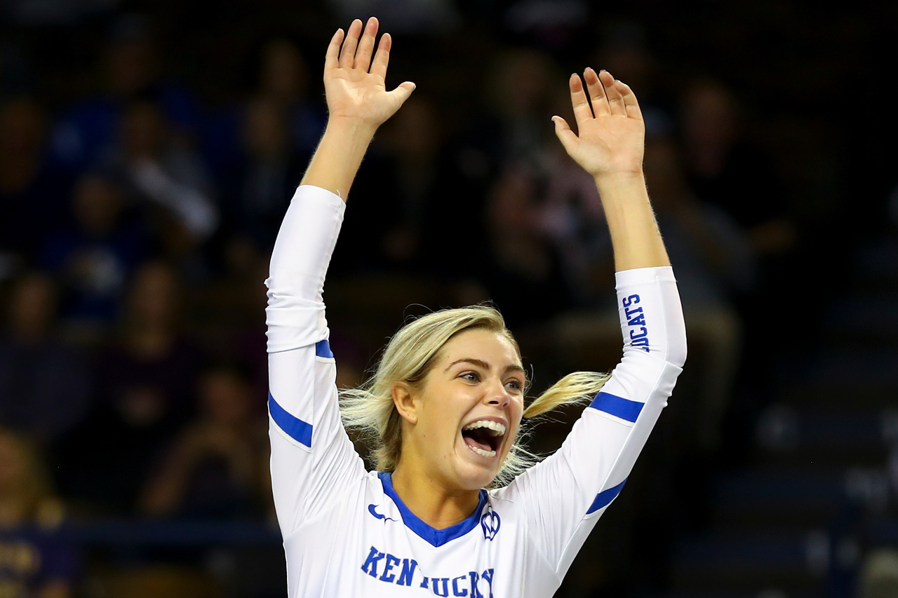 Lauren Tharp.

UK sweeps LSU 3-0.

Photo by Isaac Janssen | UK Athletics